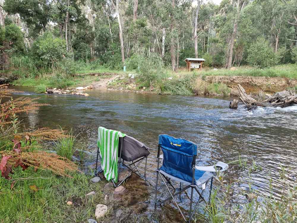 Free camping bright on the ovens river