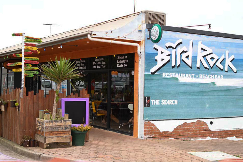 The 44km Surf Coast walk is a bushwalk along pristine coast, popular beaches and iconic towns of the Great Ocean Road. With 12 different sections you can choose the length and section of coast that suits you best! | By See Something New