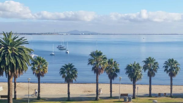 Geelong Accommodation Guide - Where to stay